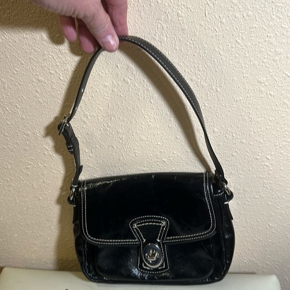 Vintage mini Patent coach - Picture 1 of 12